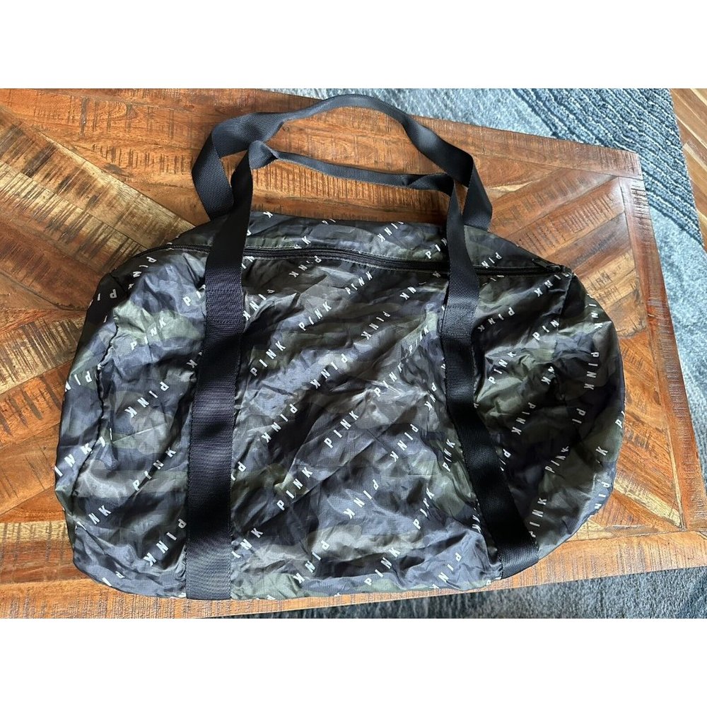 Victoria's Secret PINK Camo Green Camouflage Duffle Bag Packable Lightweight